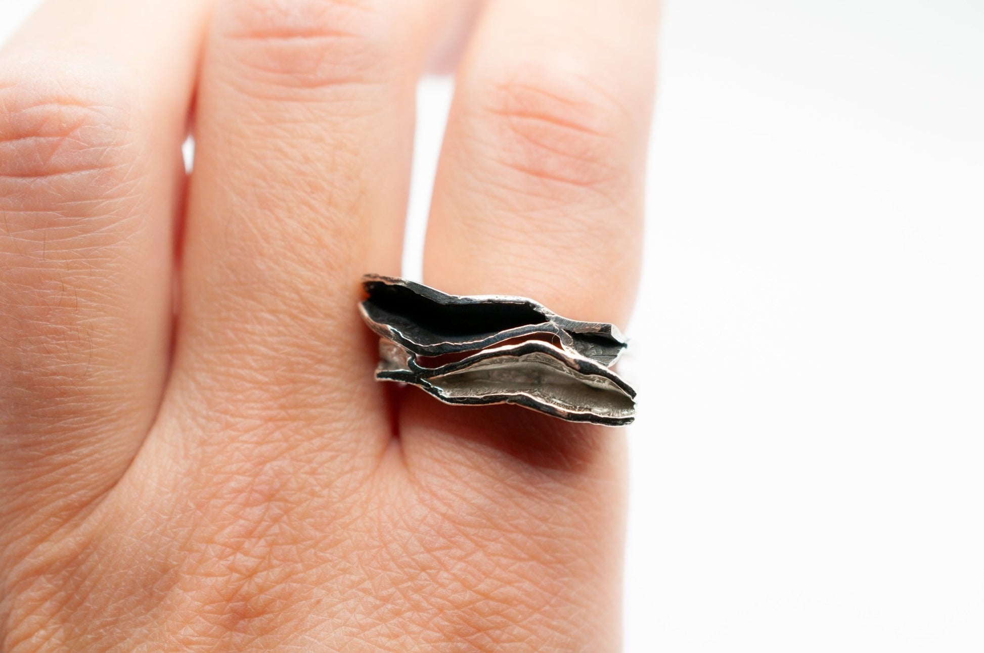 A'mmare Jewelry - Alga Ulva Ring Silver