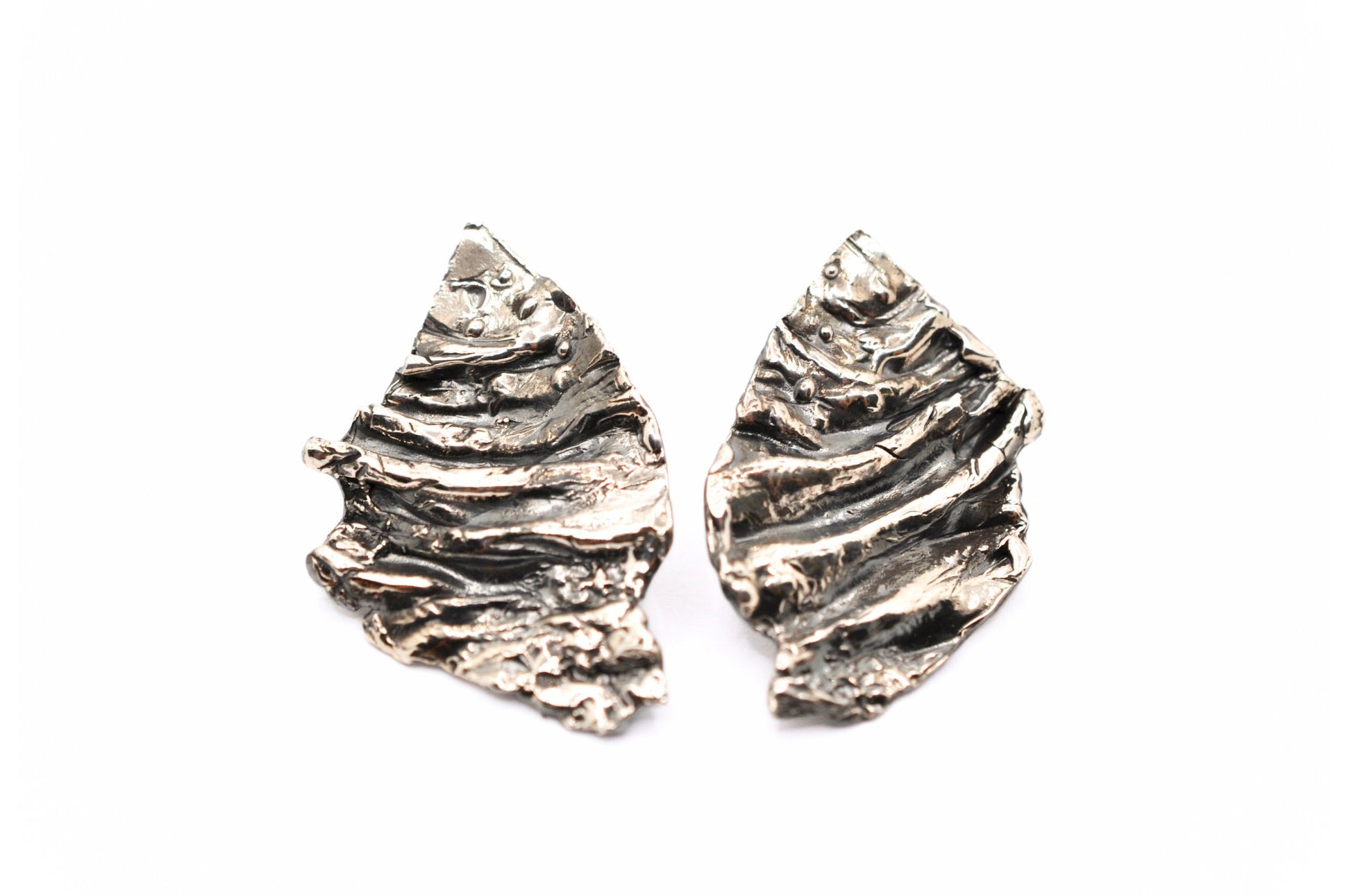 A'mmare Jewelry - Battigia Earrings Burnished Silver