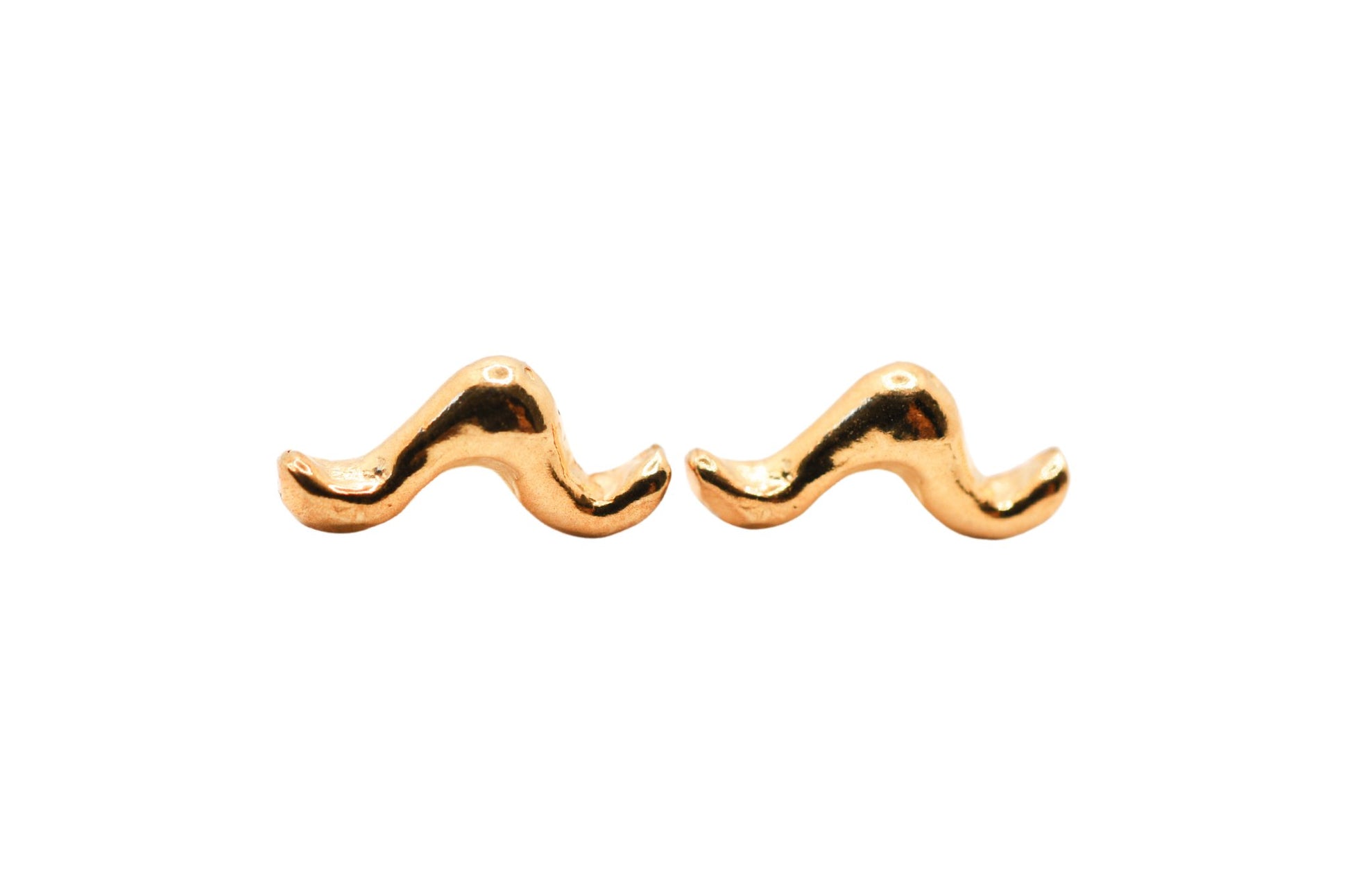 A'mmare Jewelry - Onda Stud Earrings Gold Plated