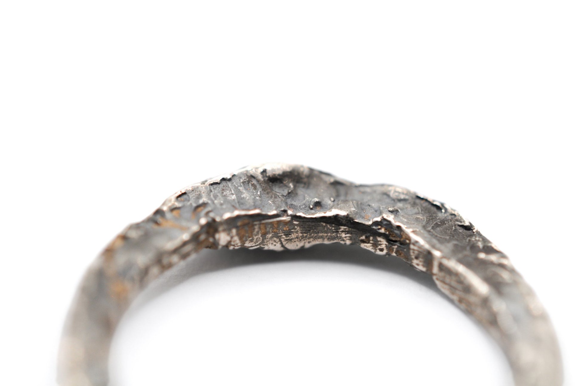 A'mmare Jewelry - Valva Ring Burnished Silver